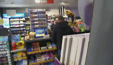 Gauner vs. Kaufhaus-Cops