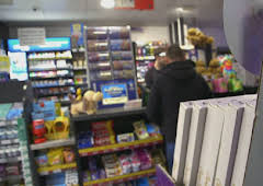 Gauner vs. Kaufhaus-Cops