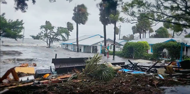 9:00 PM: World's Deadliest Weather: Caught on Camera | Paramount | 11/5 2025