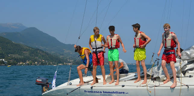 05:55: Die Jungs-WG: Sommer. Sonne. Elternfrei. | ZDF | 3/14 2026