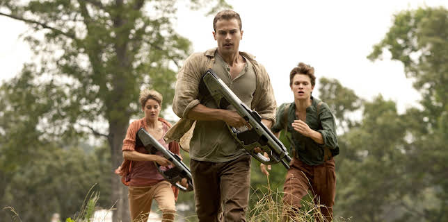 The Divergent Series: Insurgent (2015)