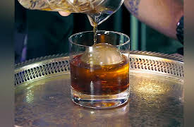 Across the Bar: South Beach Miami Regent Cocktail Club brings back the classics