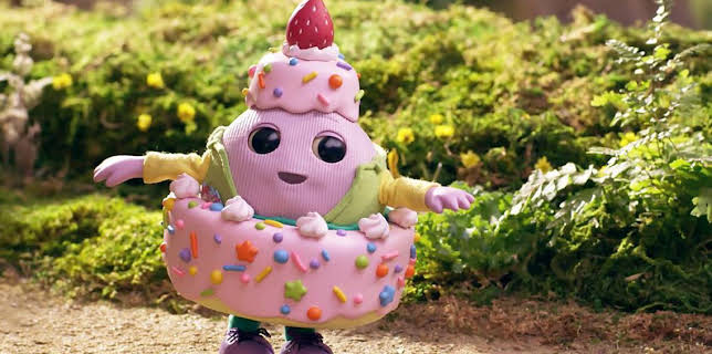 5:45 PM: Moon and Me (S2) | Cbeebies | 12/10 2025