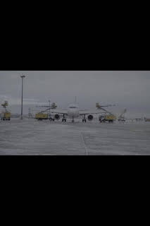 22:50: Dentro del aeropuerto de Toronto: Un frente helado | National Geographic | 12/17 2025