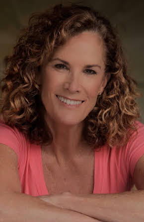Sherry Leigh as 