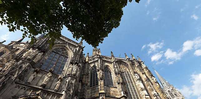 05:35: Der Dom zu Aachen | HR Fernsehen | 1/19 2026