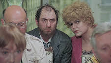 Spuk im Hochhaus (3/7)