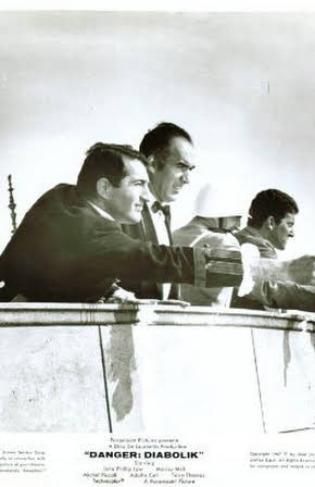 Mario Donen as 