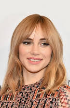 Suki Waterhouse som 