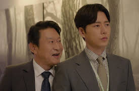 Kkondae Intern: Kkondae Intern Episode 11