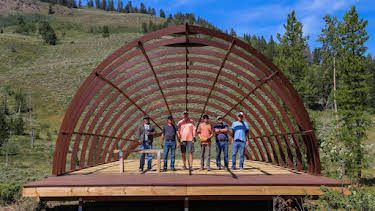 12:00 PM: Building Off The Grid (S1) | Discovery Channel | 9/22 2026