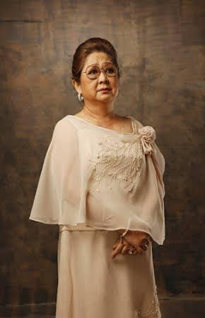 Luz Valdez as 