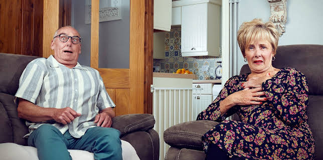 9:00 PM: Gogglebox | E4 | 11/26 2025