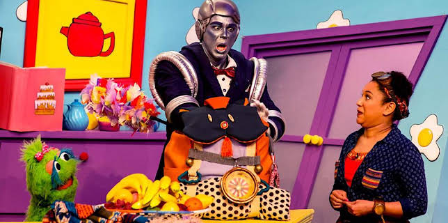 8:30 AM: Justin's House (S4) | Cbeebies | 12/8 2025