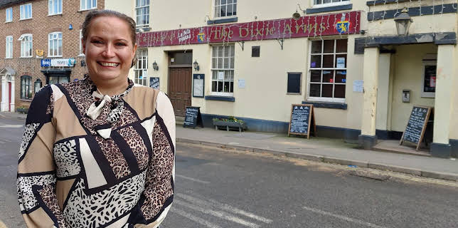 6:55 PM: Four in a Bed | More 4 | 12/6 2025