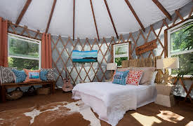 Love Yurts, Season 1: Our First Yurt