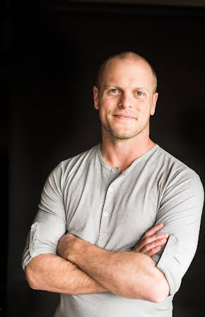 Tim Ferriss as 