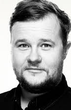 Elias Holmen Sørensen som 