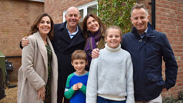 7:55 PM: Kirstie and Phil's Love It or... | More 4 | 4/6 2026