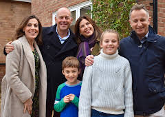 Kirstie and Phil's Love It or...