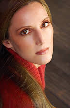 Antoinette Valente como Susan