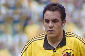 América vs. América: Örnen faller