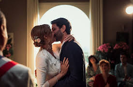 Manipulations: Episode 05