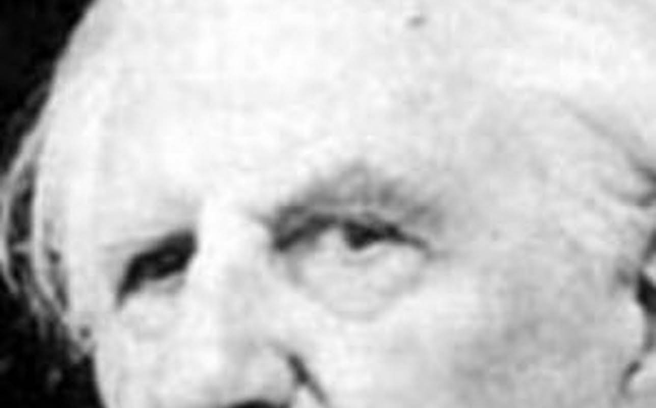 Finlay Currie