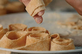 A World of Calm, Season 1: Noodles - Narrated by Oscar Isaac