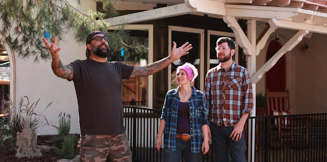 17:00: Animal Cribs (S2 E7) (S2) | Animal Planet | 11/30 2025