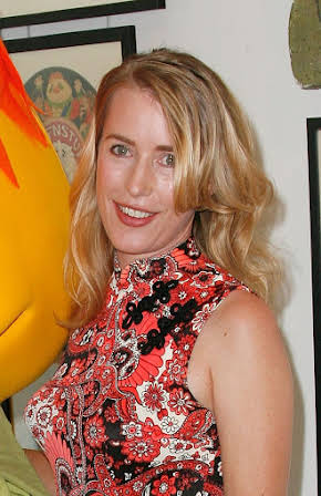 Amy O'Neill as 