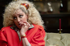 Mentiras, The Series: Behind a Great Man