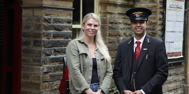 9:00 PM: New: Britain's Favourite... | More 4 | 1/15 2026