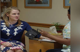 Teachers Season 1: Drunk Kiss