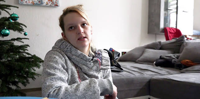 15:00: Hartz und herzlich (S4 E9) (S4) | RTL 2 | 12/16 2025