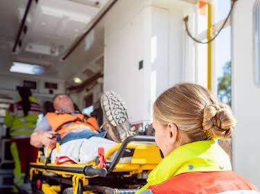 17:00: Lebensretter hautnah - Wenn jede Sekunde zählt | Sat1 | 12/11 2025