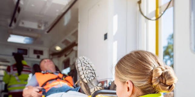 16:00: Lebensretter hautnah - Wenn jede Sekunde zählt | Sat1 | 12/1 2025