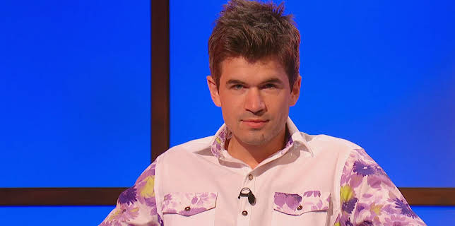 7:40 PM: Richard Osman's House of Games (S5 E90) (S5) | Dave | 12/5 2025