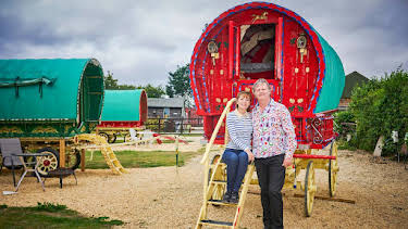 7:00 PM: Motorhoming with Merton & Webster (S2 E2) (S2) | Channel 5 | 8/25 2026