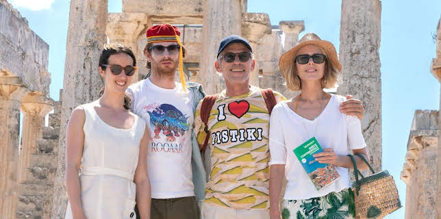 22:30: Akropolis Bonjour - Monsieur Thierry macht Urlaub | One | 12/12 2025