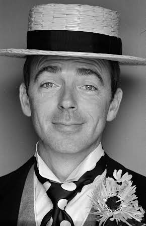 Ken Berry as Frank