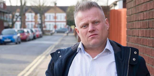 12:45 PM: Nightmare Tenants, Slum Landlords (S4 E2) (S4) | 5 Star | 3/7 2026