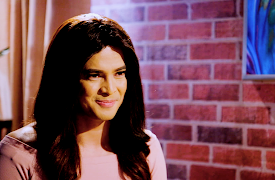 Asawa Ko Karibal Ko: Lipstick