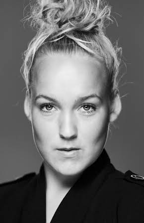Jessica Dinnage as 