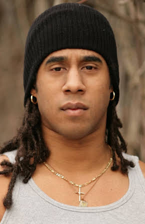 Lateef Crowder as 