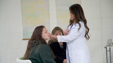 00:25: Dr. Pimple Popper (S5 E15) (S5) | TLC | 4/5 2026