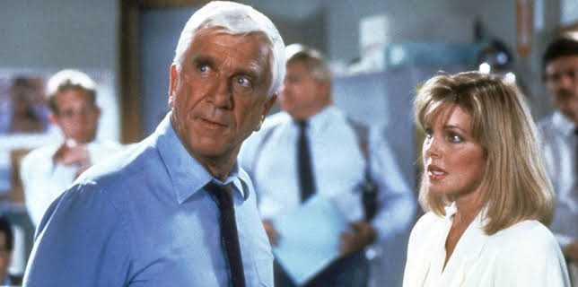 19:30: Mannen med den nakne pistol - med rett til å gå i baret | TV3 | 11/14 2025