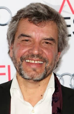Alejandro Goic as 