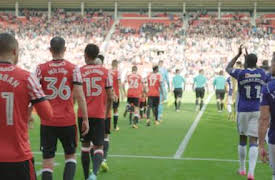 Sunderland 'Til I Die: Plastic Shoes