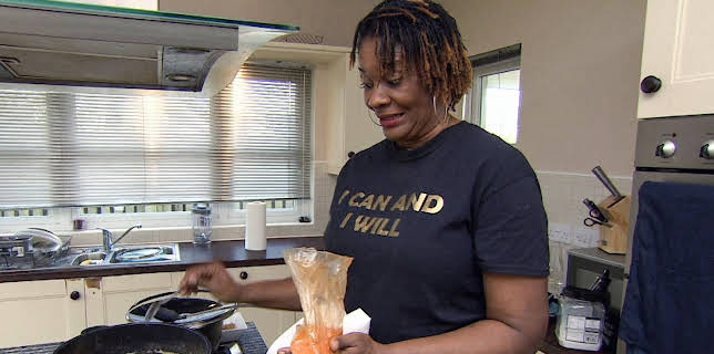 2:40 PM: Come Dine with Me | More 4 | 11/28 2025